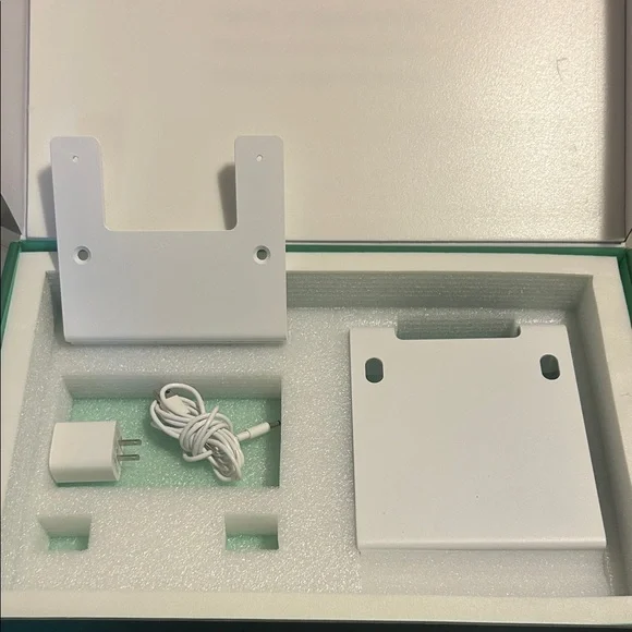 Brand New 15 inch Skylight Digital Calendar - Picture 4 of 7